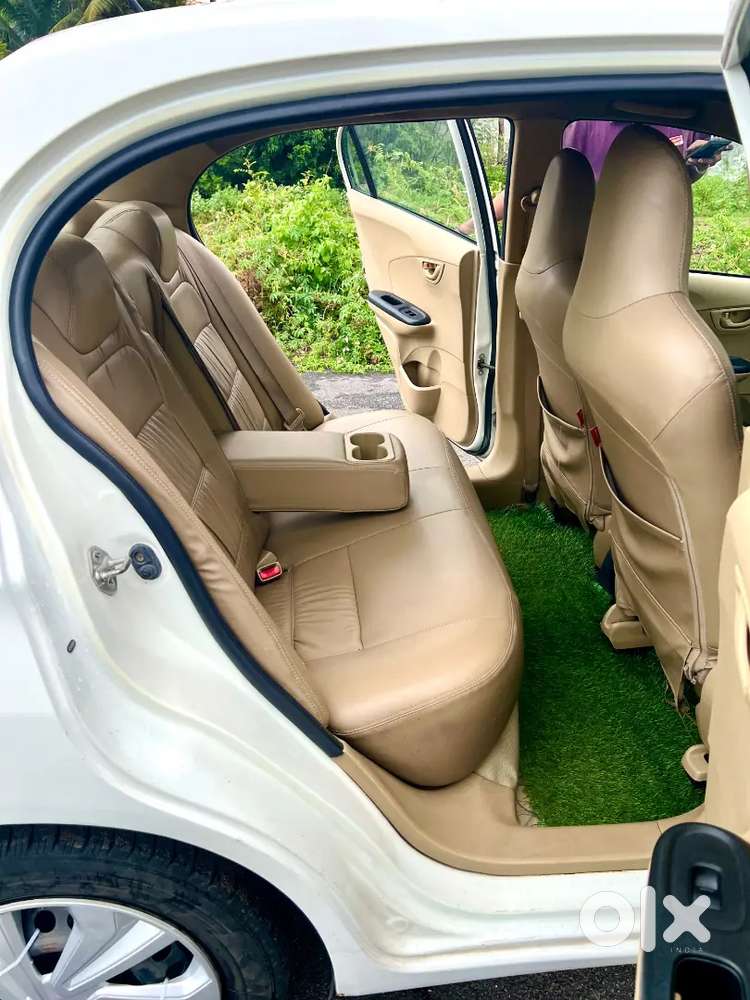 Honda Amaze 2015 Diesel Manual 120000 Km Driven