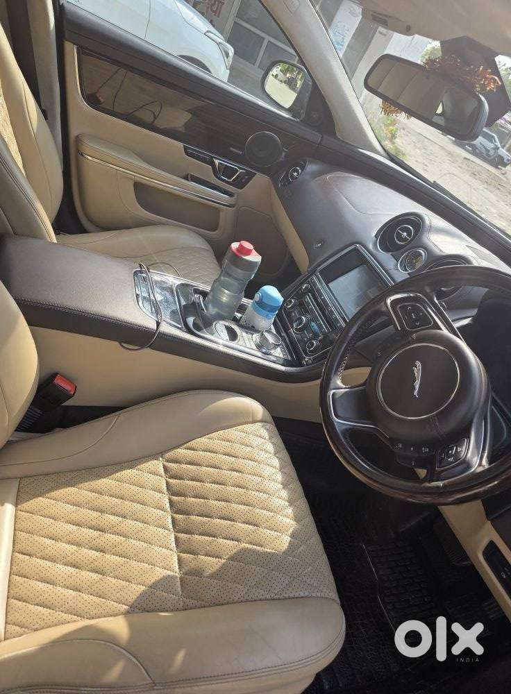Jaguar Xj L 2.0 Petrol, 2017, Petrol