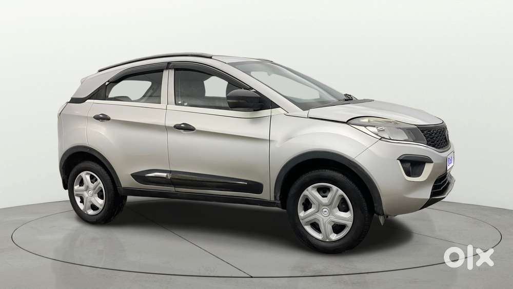 Tata Nexon 1.2 Revotron Xma, 2018, Petrol