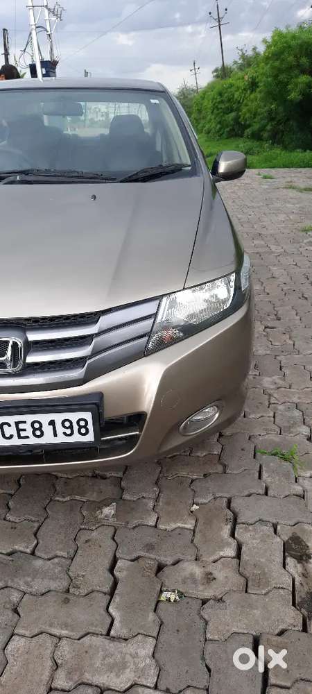 Pure Petrol Honda City V Top Model