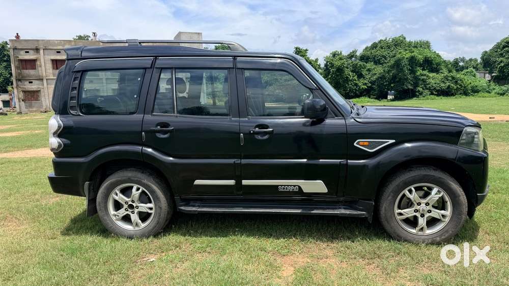 Mahindra Scorpio 2015 Diesel Well Maintained