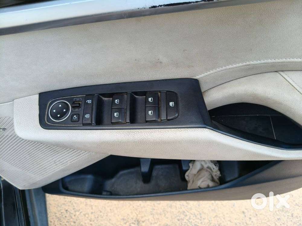 Kia Carens 1.4 Luxury Plus 6 Str, 2022, Petrol