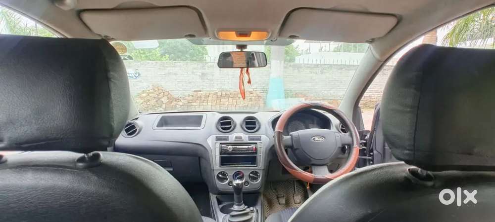 Ford Figo Petrol 2012