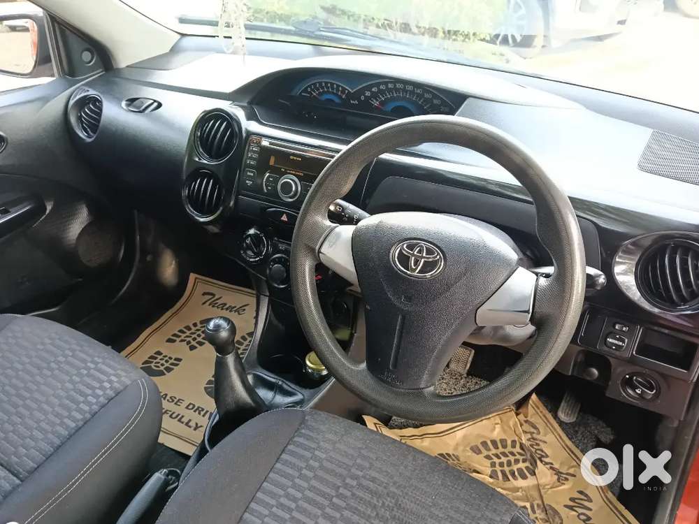 Toyota Etios Cross 1.2 Petrol 2015
