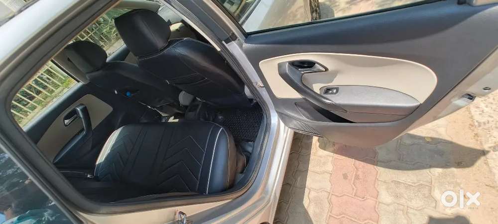 Volkswagen Polo 2014 Petrol 83000 Km Driven