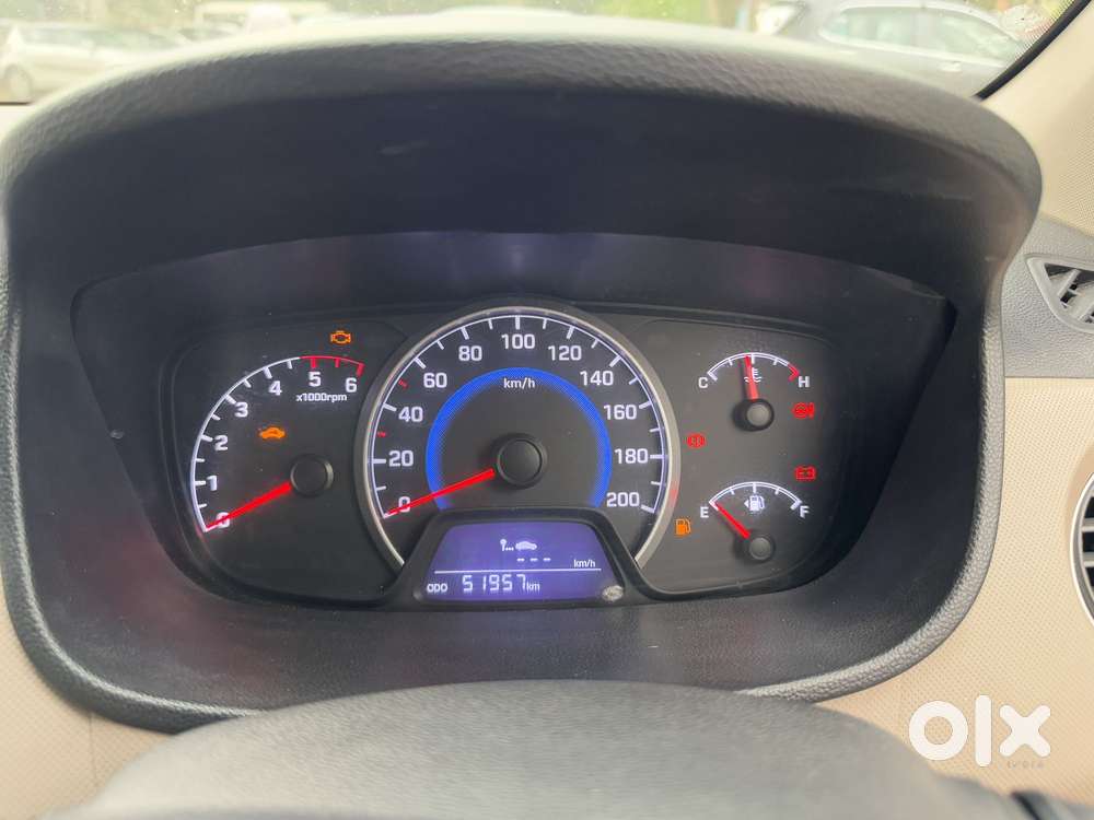 Hyundai Grand I10 1.2 Crdi Sportz Dual Tone, 2017, Diesel