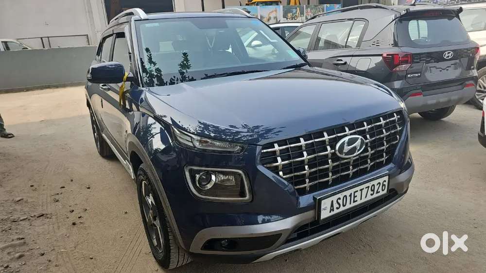 Hyundai Venue 2021 Petrol 20123 Km Driven