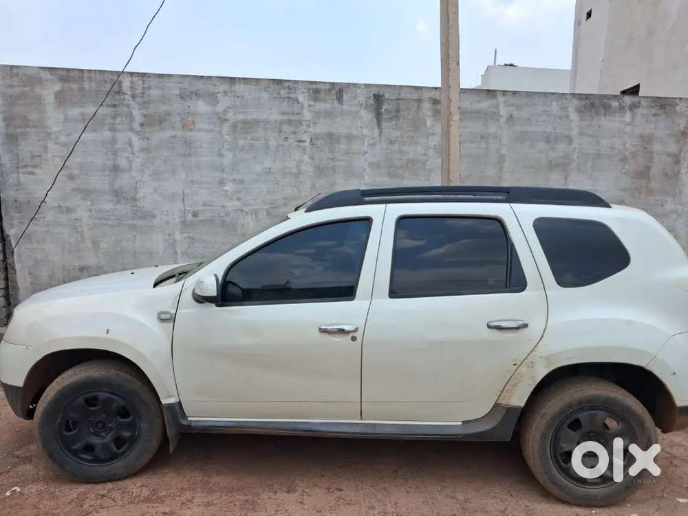 Renault Duster 2013 Diesel 800000 Km Driven