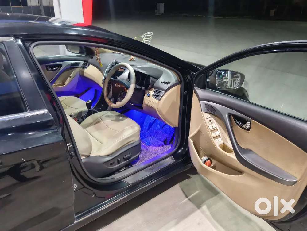 Hyundai New Elantra Diesel 2012