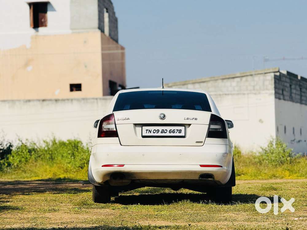 Skoda Laura Elegance 2.0 Tdi Cr At, 2010, Diesel