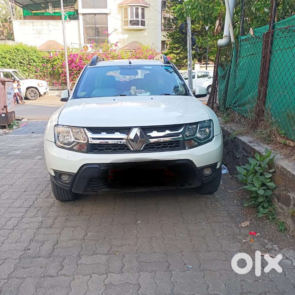 Renault Duster Petrol + Cng