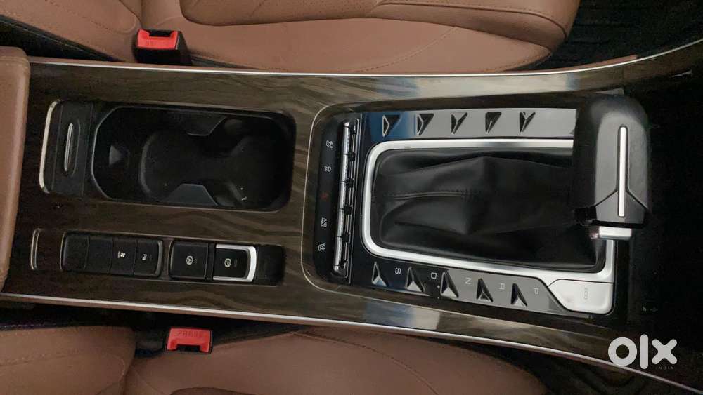 Mg Hector Plus Savvy Pro 1.5 Turbo Petrol Cvt 7 Str, 2023, Petrol