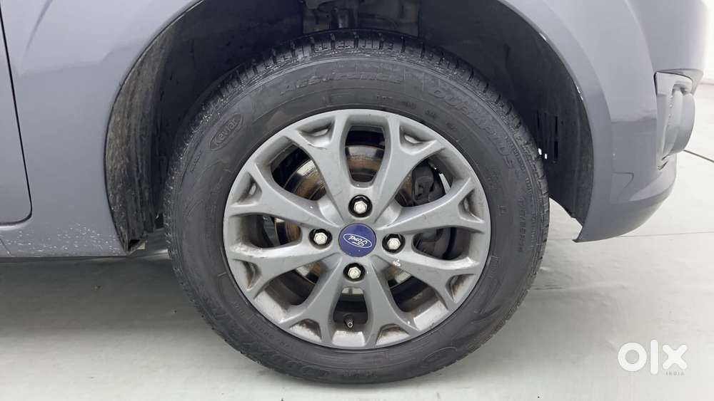 Ford Figo 1.2 Duratec Petrol Titanium, 2015, Petrol