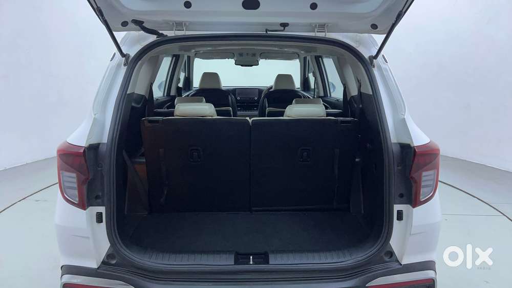 Kia Carens 1.4 Luxury Plus 6 Str, 2022, Petrol
