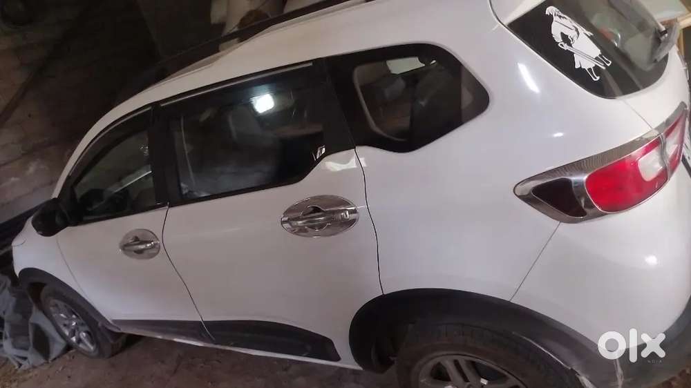 Renault Triber 2022 Petrol