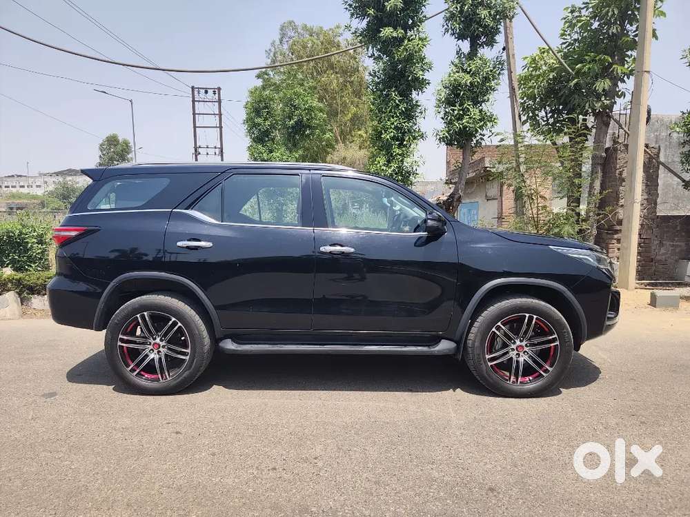 Toyota Fortuner 2022