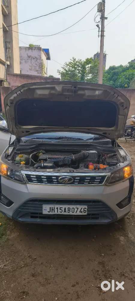 Mahindra Xuv300 2021 Petrol 187000 Km Driven