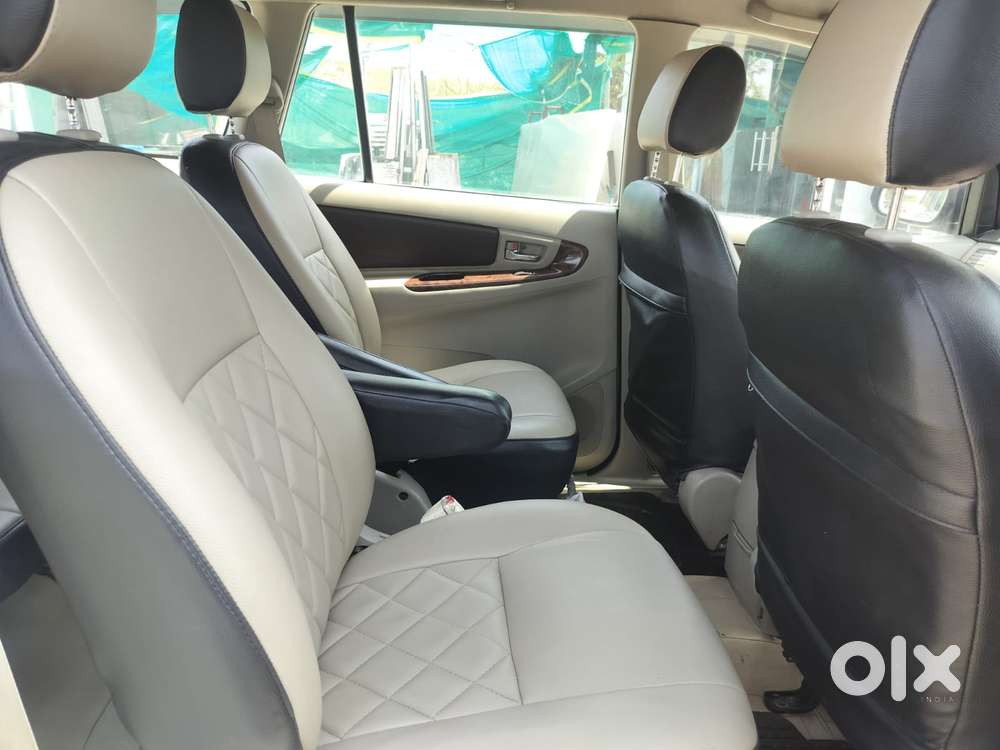 Toyota Innova 2.5 V 7 Str, 2012, Diesel