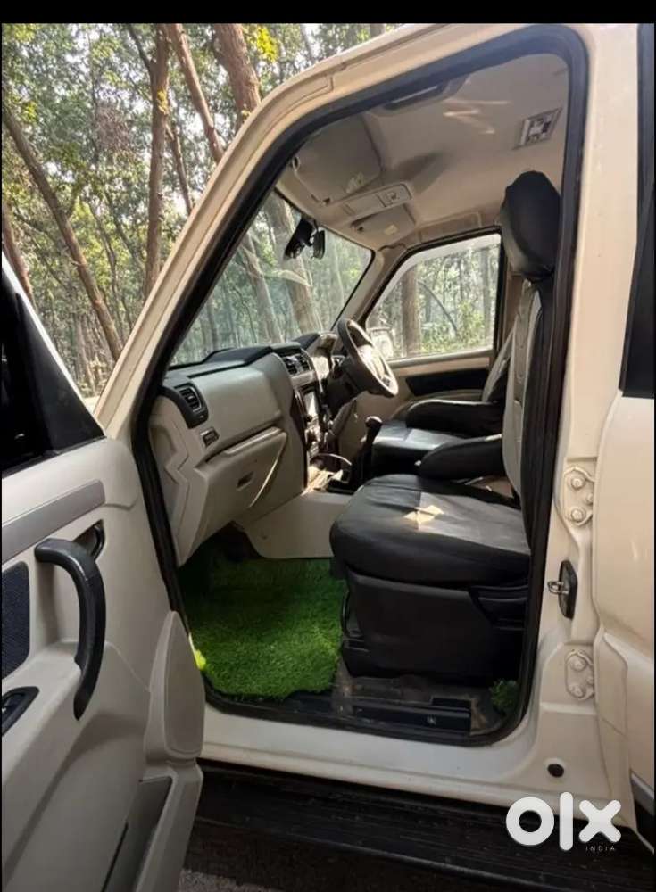 Mahindra Scorpio Classic 2015