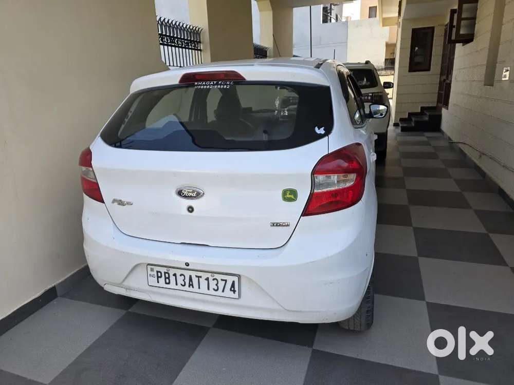 Single Hand Driven Figo 2016 Diesel