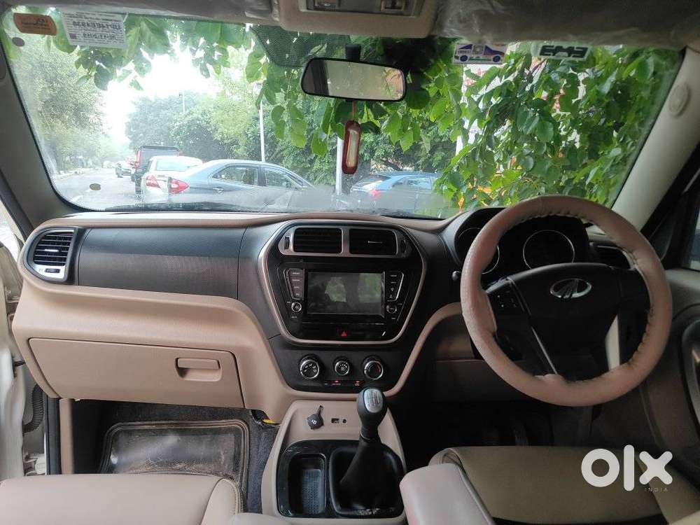 Mahindra Tuv 300 T10 Opt, 2019, Diesel