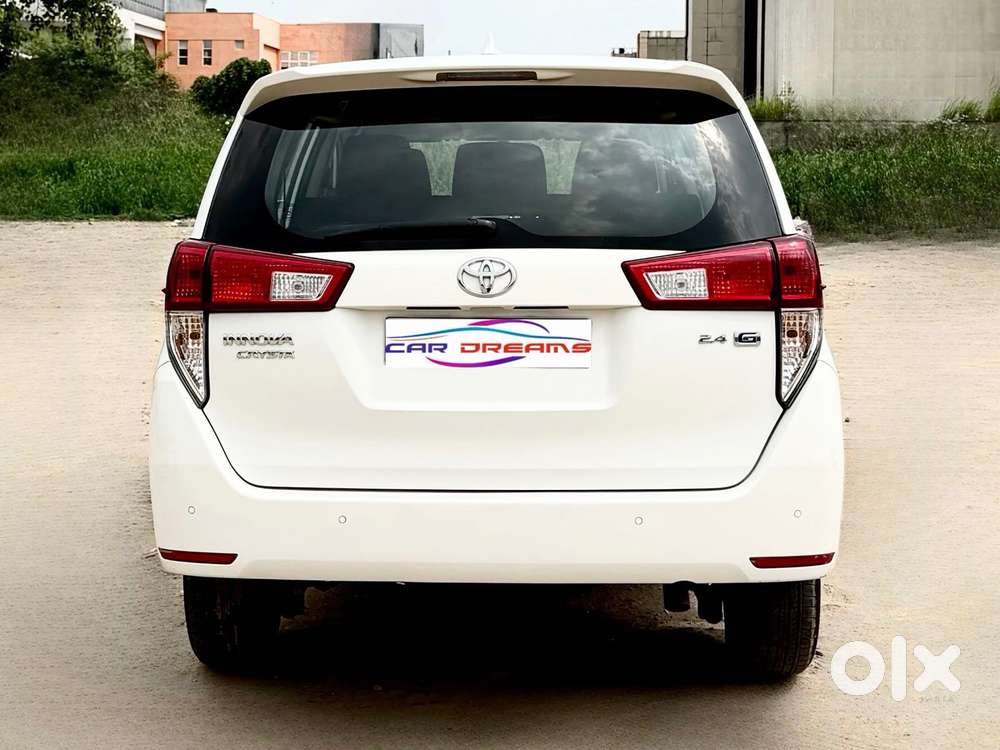 Toyota Innova Crysta 2.4 G Mt, 2022, Diesel