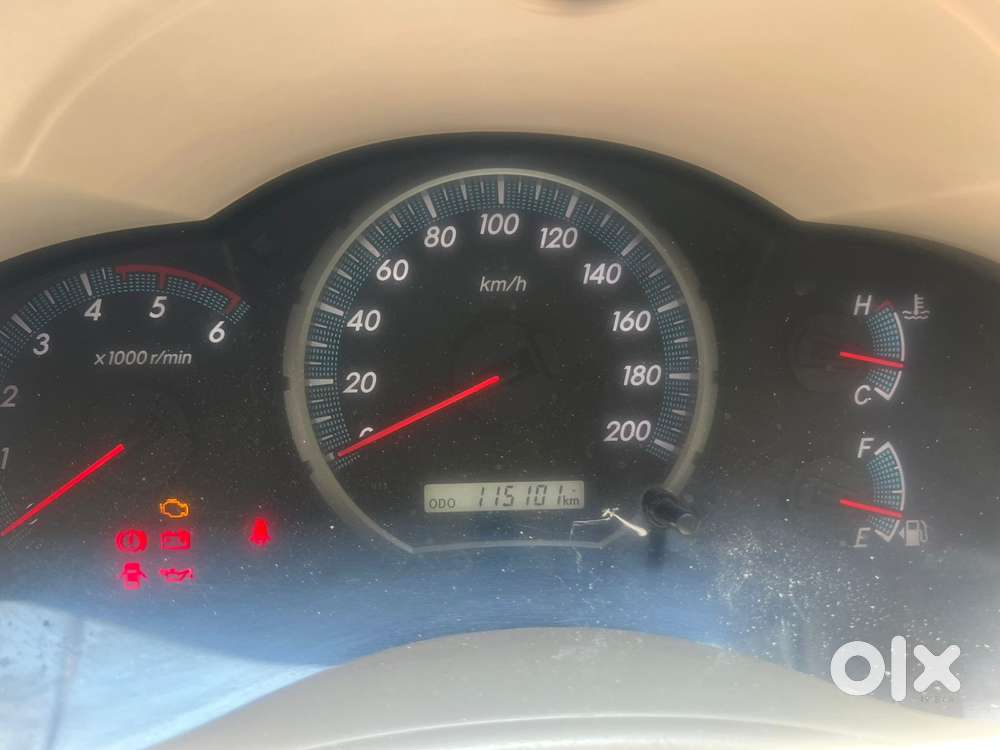 Toyota Innova 2.5 Z Diesel 7 Seater, 2014, Diesel