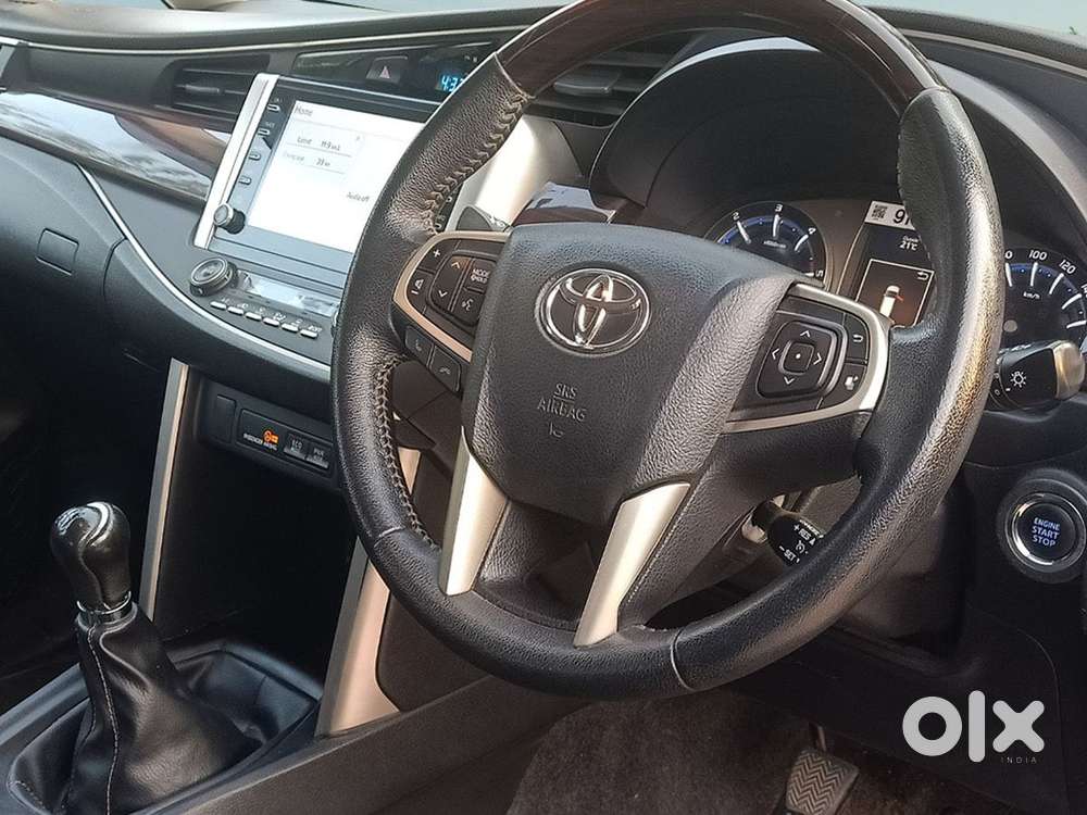 Toyota Innova Crysta