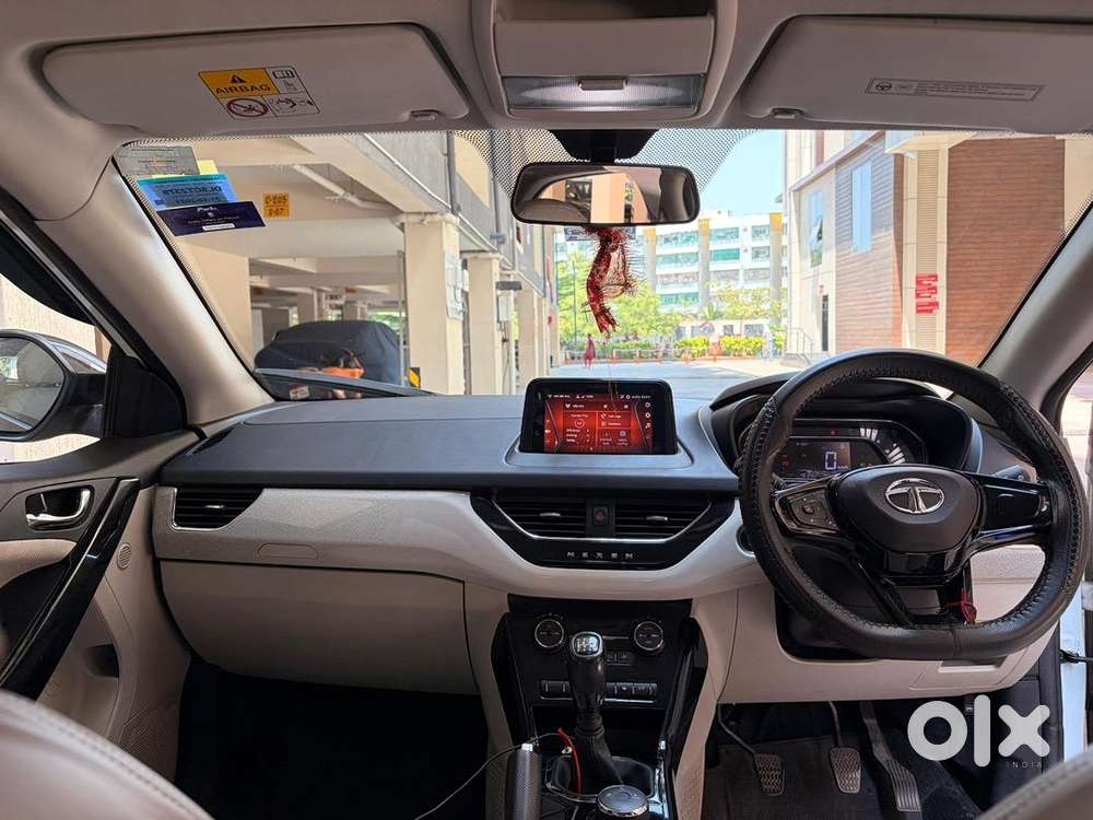 Tata Nexon Xz Plus Petrol