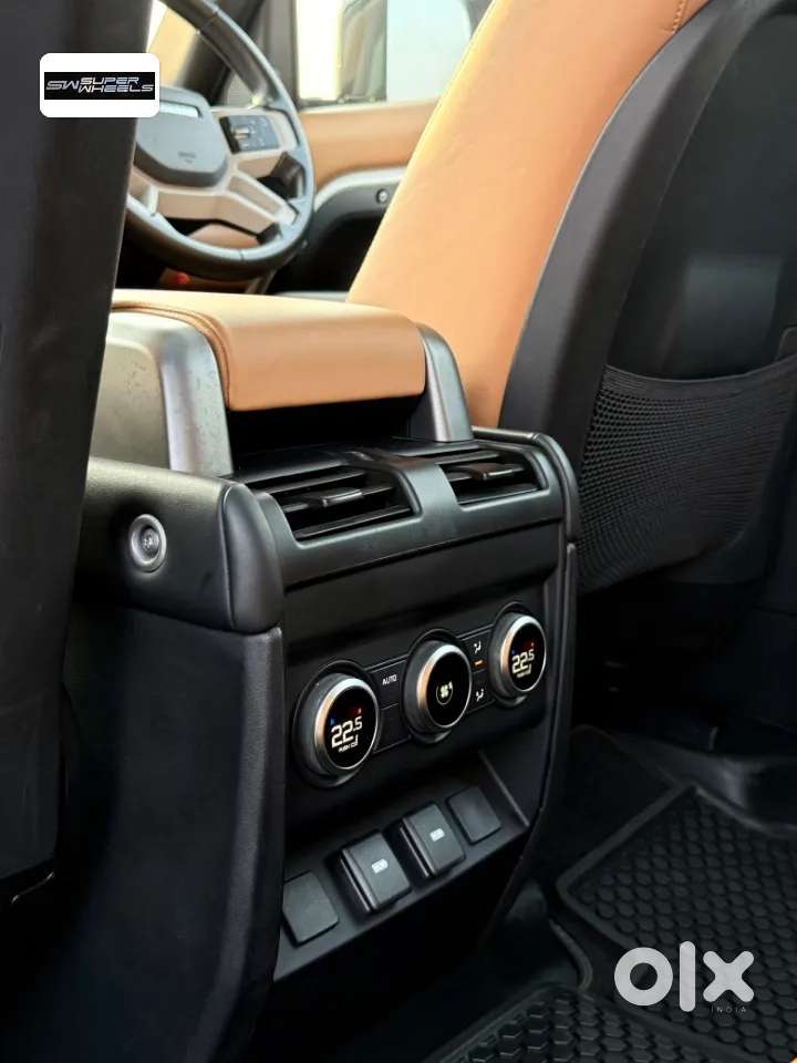Land Rover Defender, 2023, Petrol