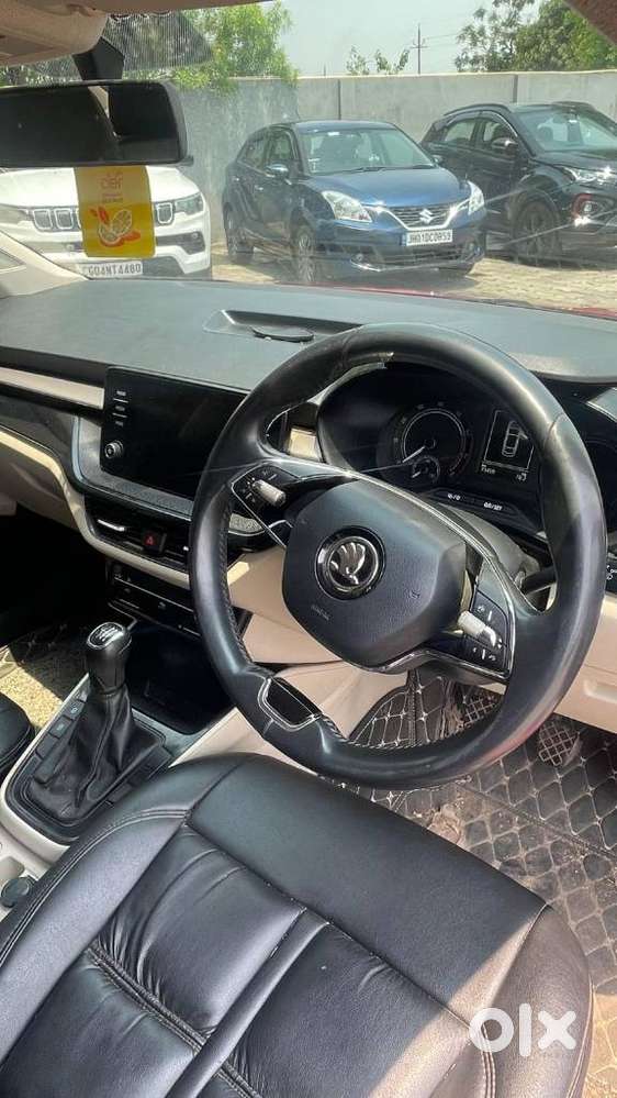 Skoda Slavia Ambition 1.0l Tsi Mt, 2023, Petrol