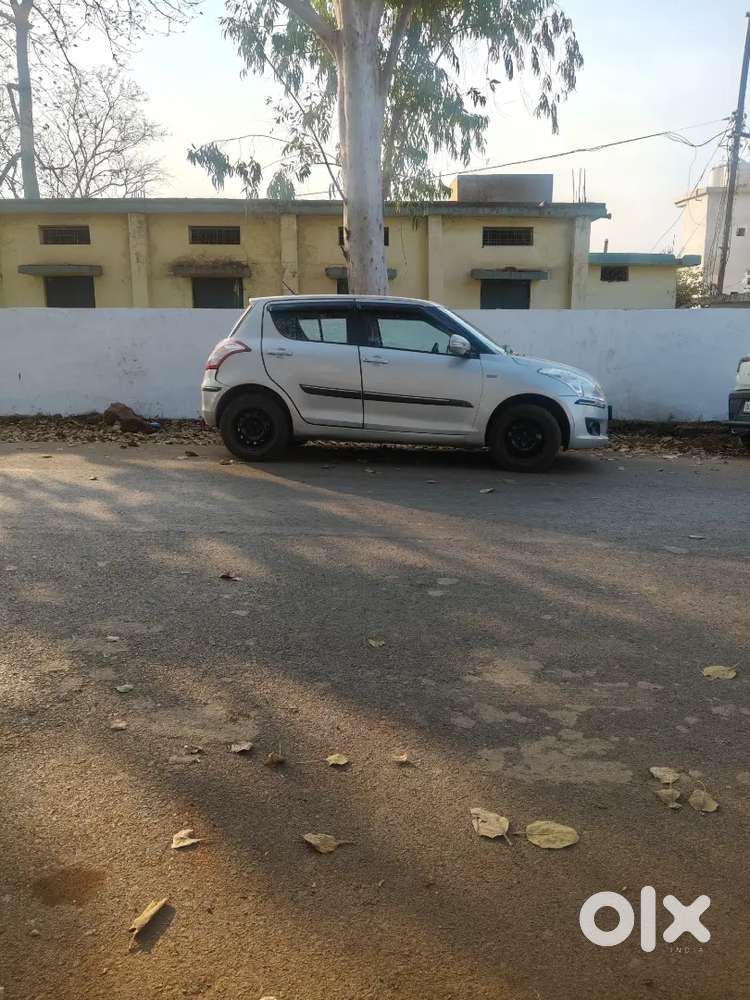 Maruti Suzuki Swift 2015 Diesel 100000 Km Driven
