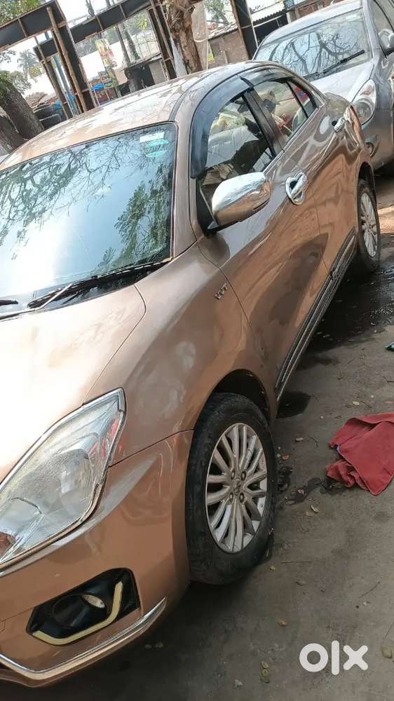 Maruti Suzuki Dzire 2017 Petrol 60000 Km Driven