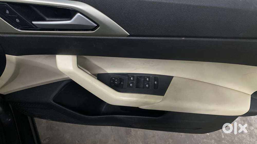 Volkswagen Virtus 1.0 Highline Tsi At, 2023, Petrol