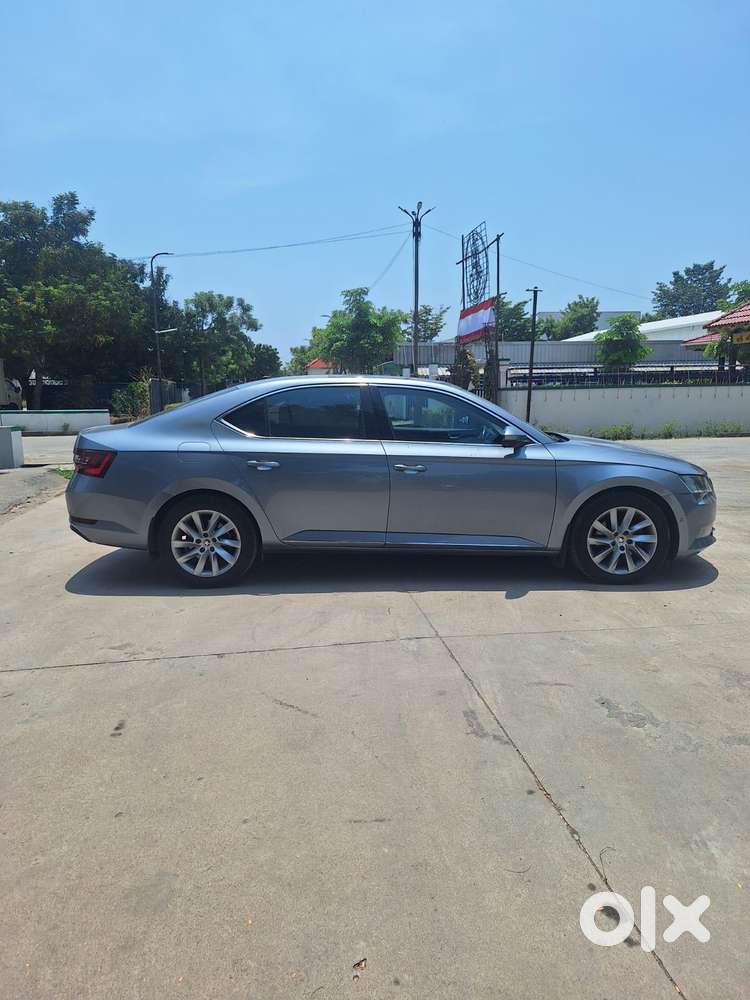 Skoda Superb L&k 2.0 Tdi At, 2019, Diesel