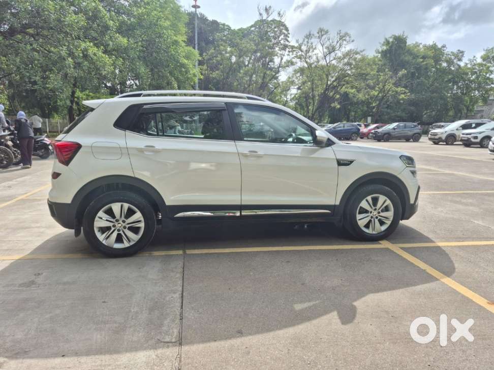 Skoda Kushaq Active 1.0 Tsi Mt, 2022, Petrol