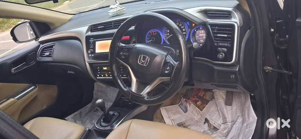 Honda City 1.5 V Mt Sunroof, 2015, Diesel