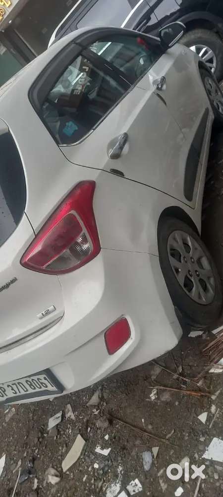 Hyundai Grand I10 2016 Petrol 75000 Km Driven