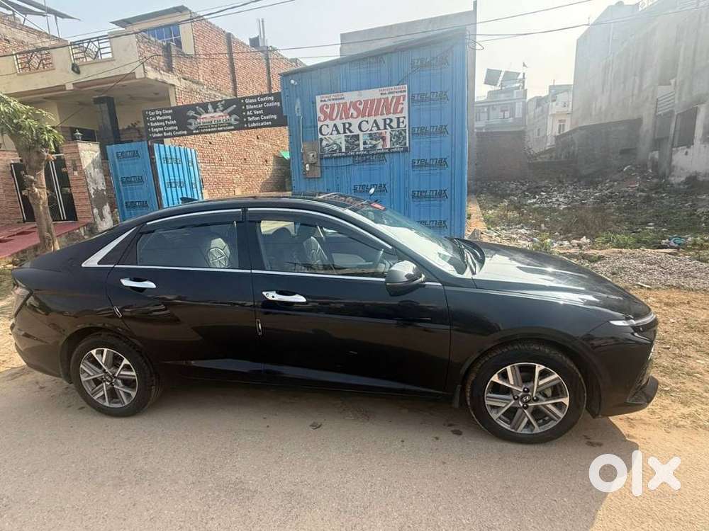 Hyundai New Verna, 2023, Petrol