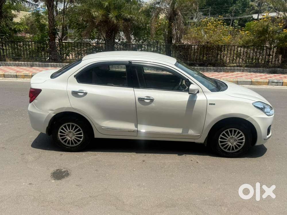 Maruti Suzuki Swift Dzire 2017 Diesel Well Maintained