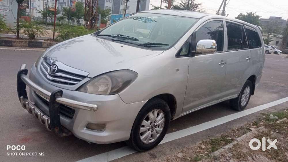 Toyota Innova 2.5 G (diesel) 7 Seater, 2010, Diesel
