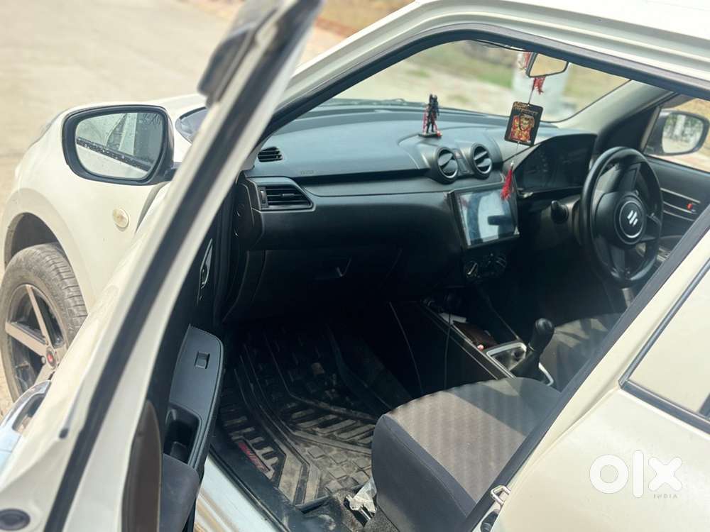 Complete Interior With Alloys Woth Well Maintained