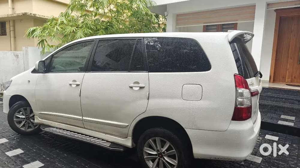 Toyota Innova 2015 Diesel Well Maintained