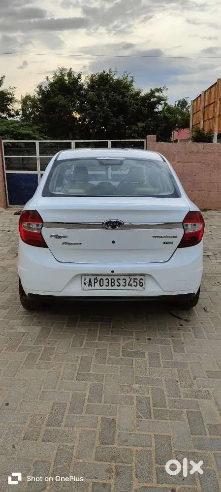 Ford Figo Aspire 2015 Diesel Manual Excellent Mileage