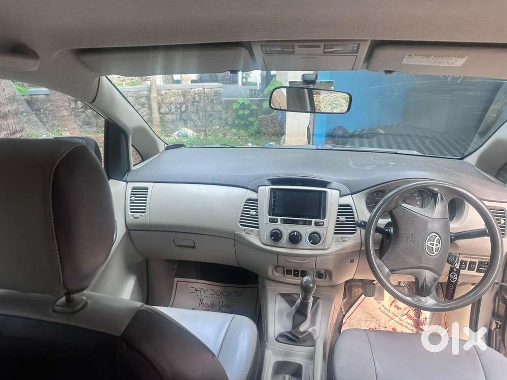 Toyota Innova 2012 Diesel 190000 Km Driven