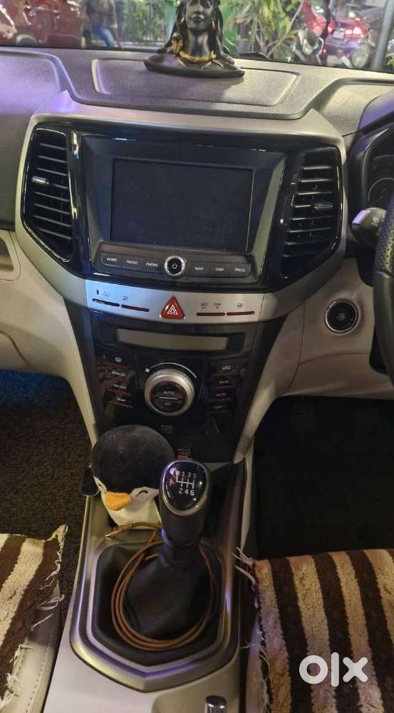 Mahindra Xuv300 W8, 2022, Petrol