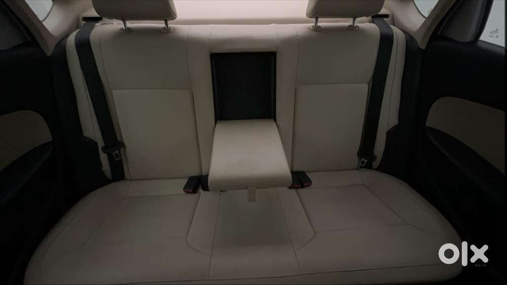 Volkswagen Vento 1.6 Highline, 2021, Petrol