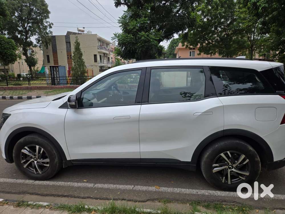 Mahindra Xuv700 2.2 Ax 5 Diesel Mt 7 Str, 2023, Diesel