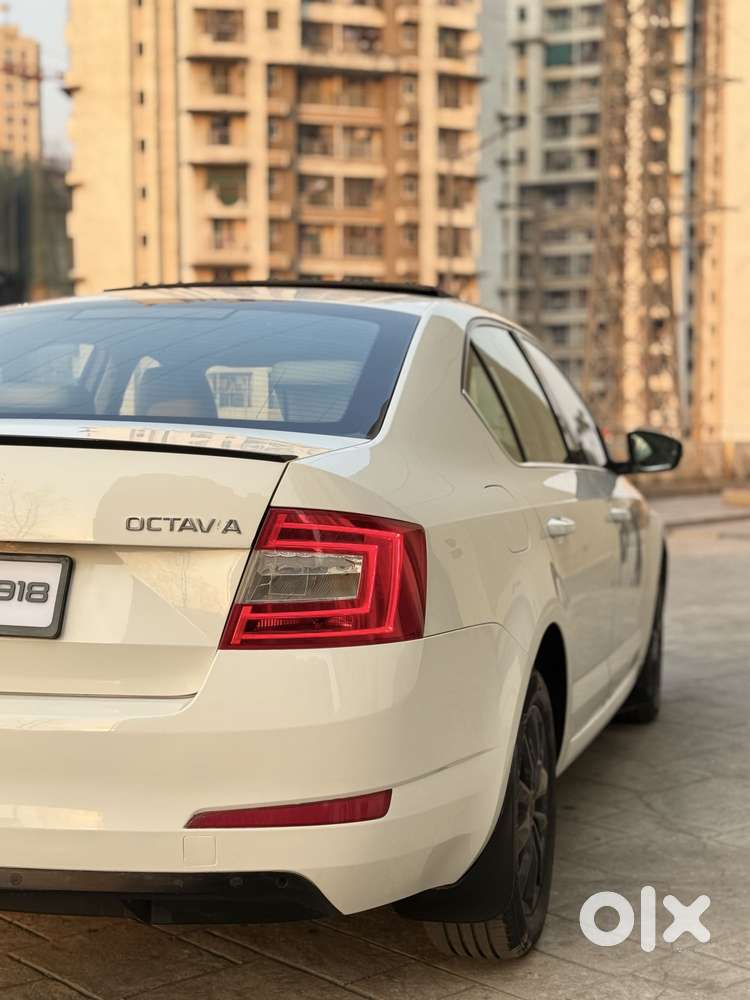 Skoda Octavia 2013-2017 Style Plus 1.8 Tsi At, 2015, Petrol