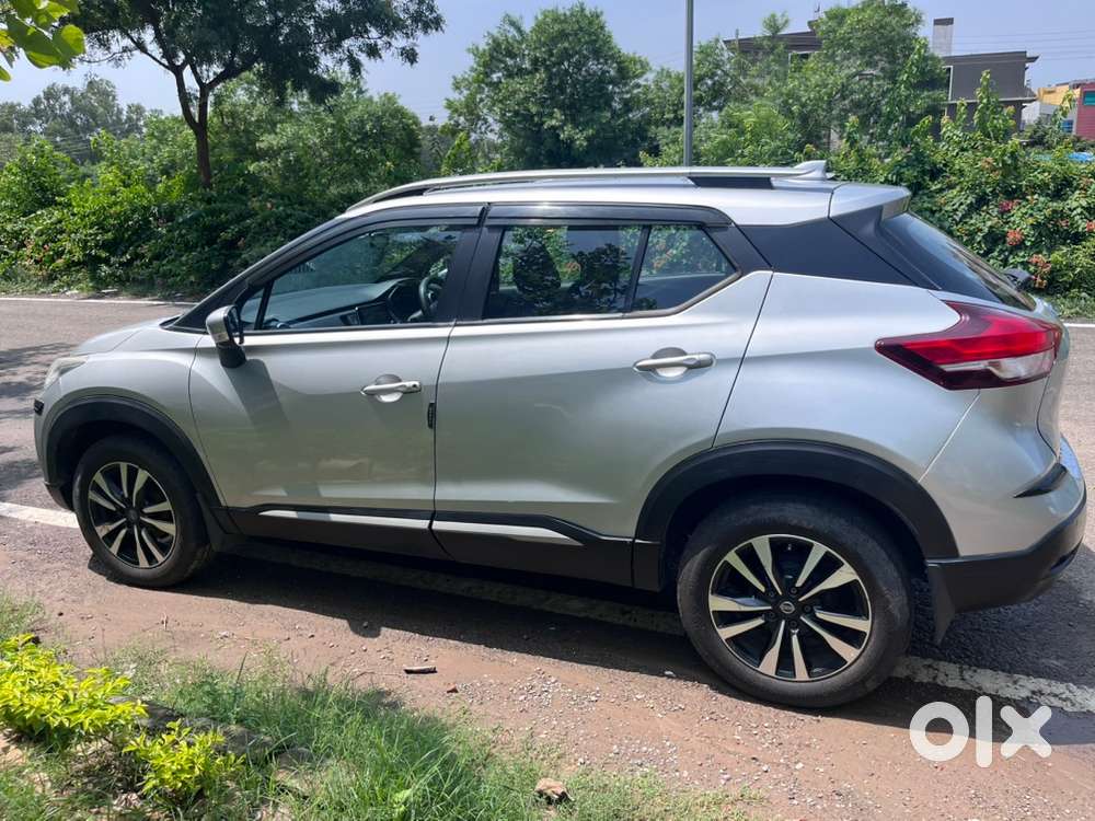 Nissan Kicks Petrol 2021